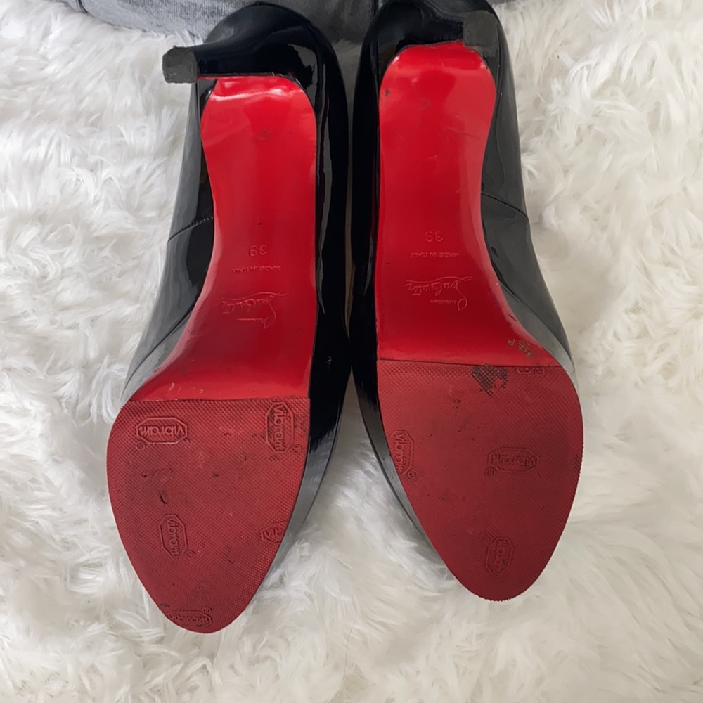 Christian Louboutin Black and Red Pumps - Picture 10 of 10